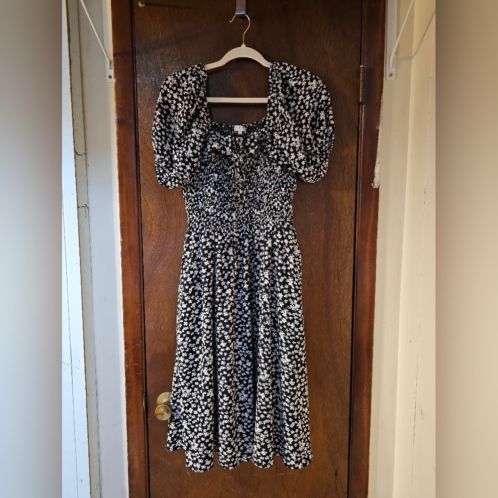 Ivy city co floral cottage core midi dress size medium